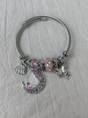 Pink Hello Kitty Bracelet cute